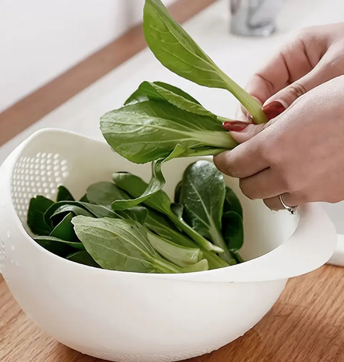 Durable Plastic Kitchen Colander – Multi-Purpose Basket for Easy Washing & Draining