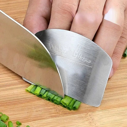 Stainless Steel Finger Guard for Knife Safety – Cut Protection for Home & Professional Chefs