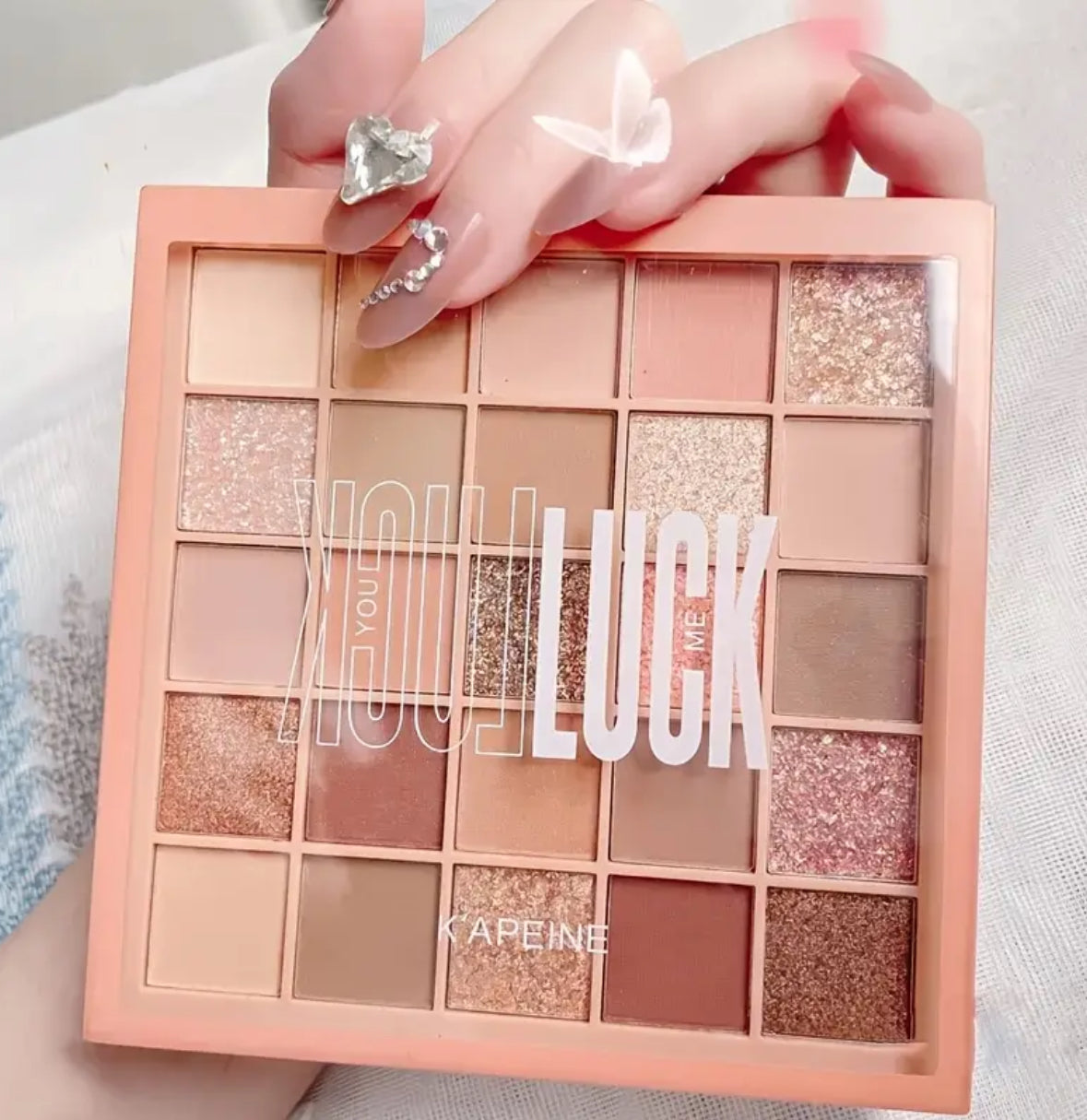 25 Shades Eyeshadow Palette – Long-Lasting Matte, Shimmer & Highlight Colors