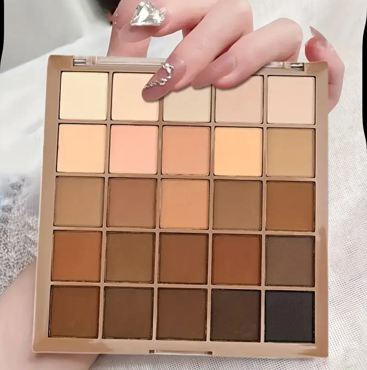 25 Shades Eyeshadow Palette – Long-Lasting Matte, Shimmer & Highlight Colors