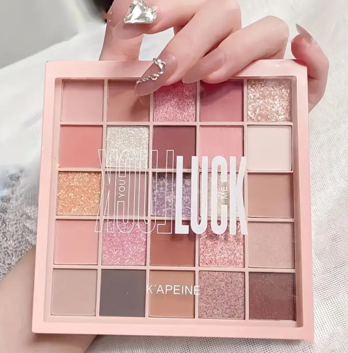 25 Shades Eyeshadow Palette – Long-Lasting Matte, Shimmer & Highlight Colors